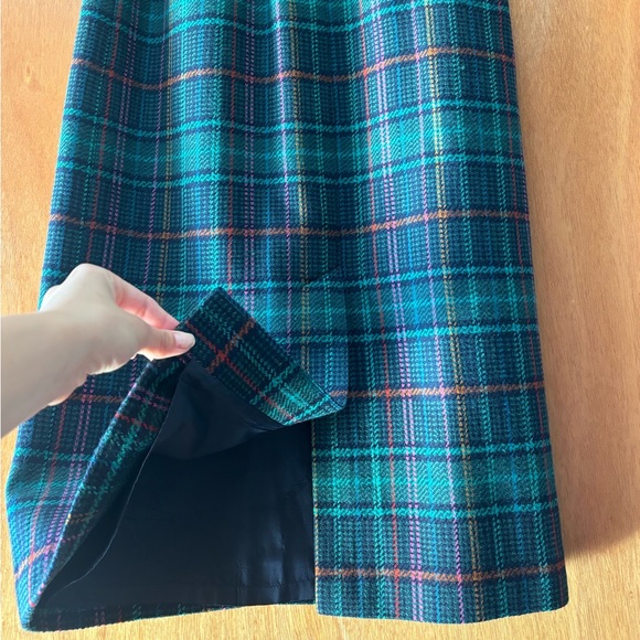 Vintage Escada plaid wool midi skirt - Picture 5 of 8